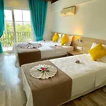Hotel Guenes Boutique -