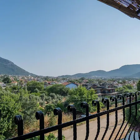 ホテル Guenes Boutique - Oludeniz