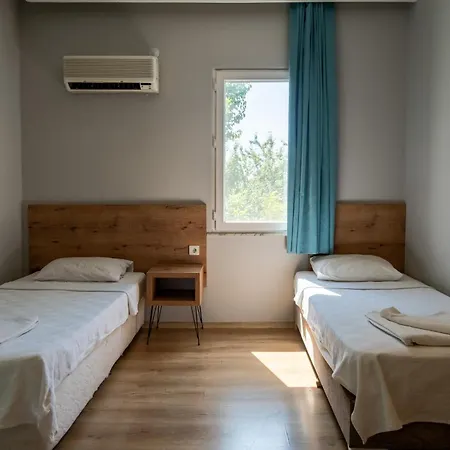 Guenes Boutique - Oludeniz 3* フェティエ