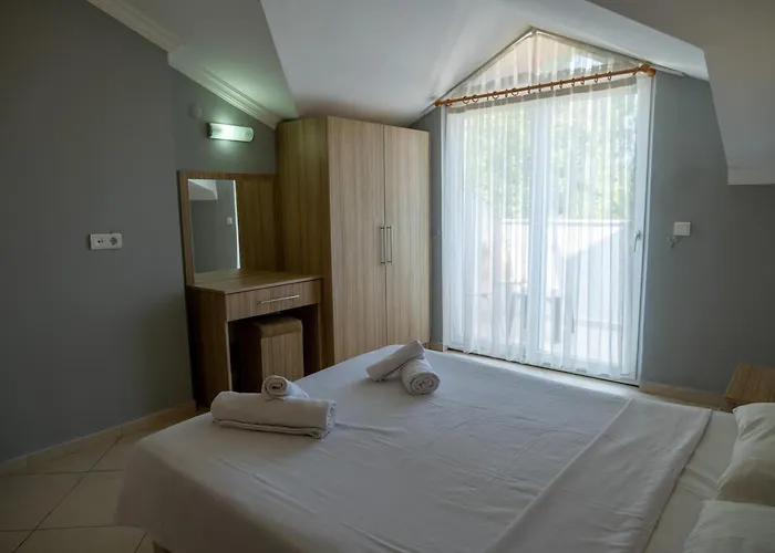 מלון Guenes Boutique -