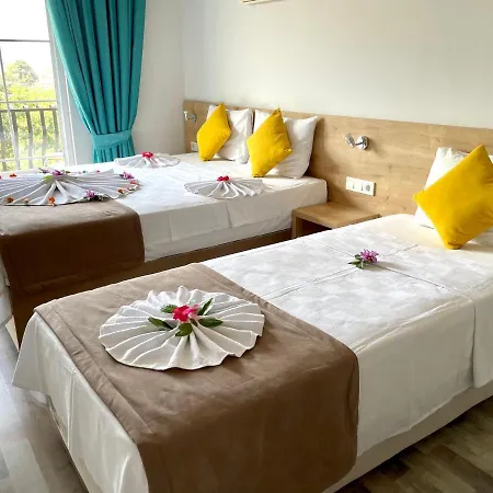 Guenes Boutique - Ολουντενίζ