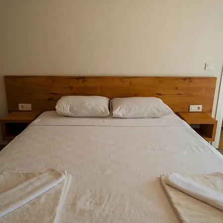 מלון Guenes Boutique - Oludeniz 3*